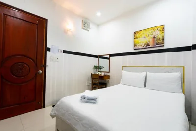 Lam Sơn Hotel 3 Tháng 2 – Fotos 9