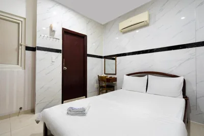Lam Sơn Hotel 3 Tháng 2 – Fotos 12